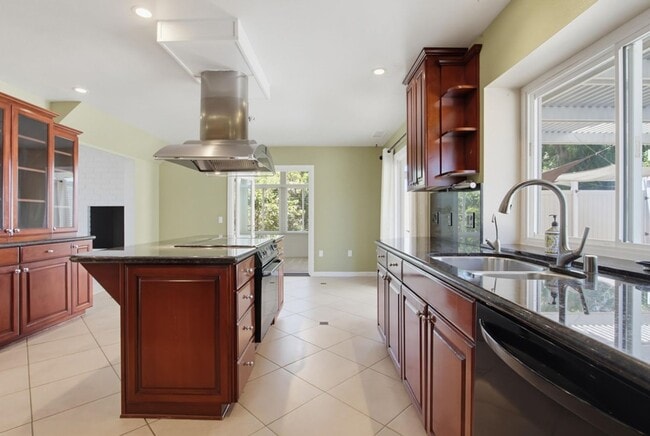 Building Photo - Peaceful Country Living - 3 Bedroom on 1/2 Acre, Available Now!