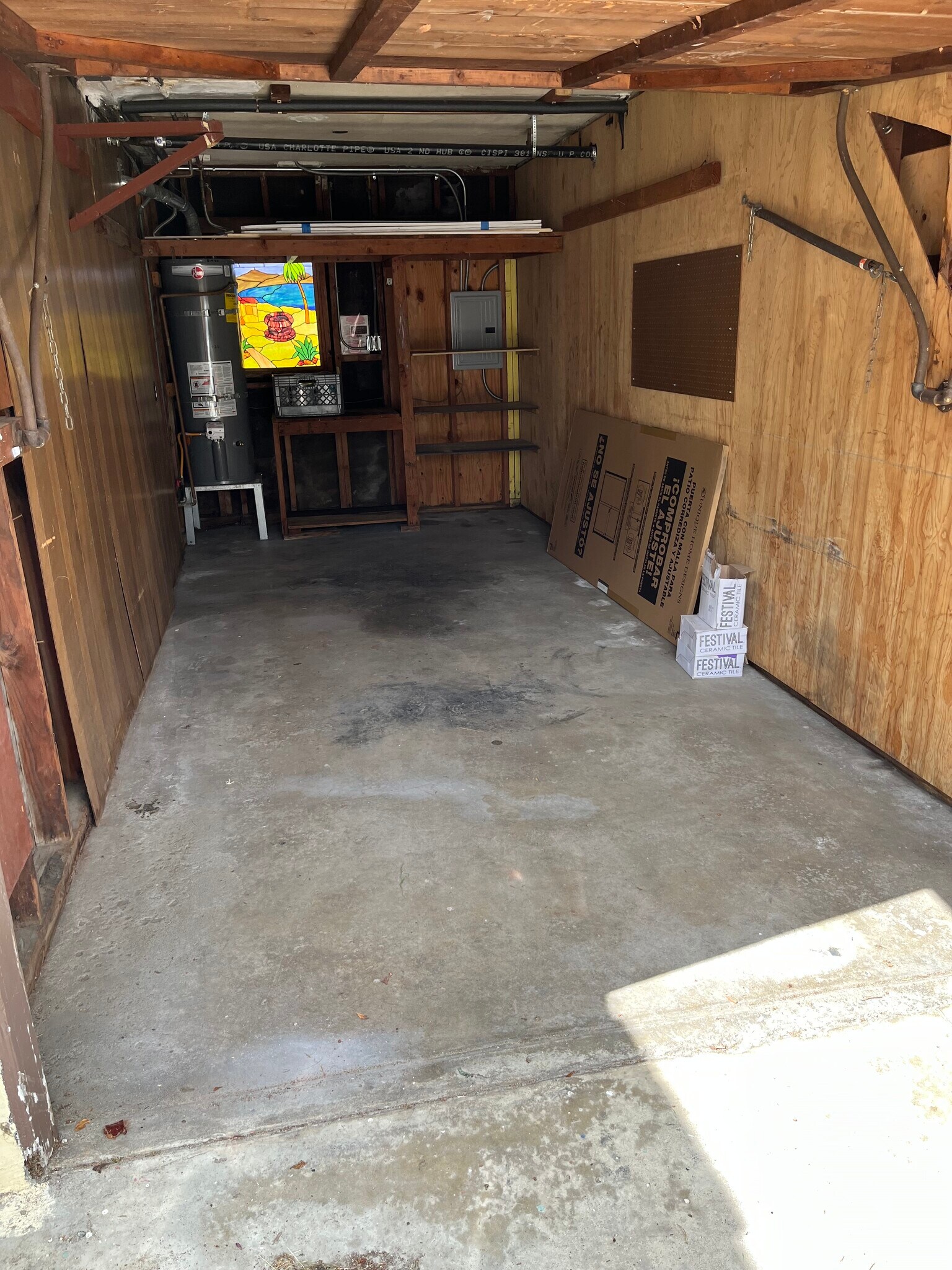 Single car garage - 2109 Shell Ave