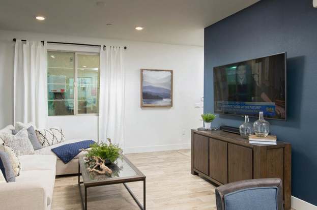 Building Photo - 10585 Tenor Way