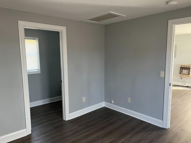 Building Photo - 2205 NC-172