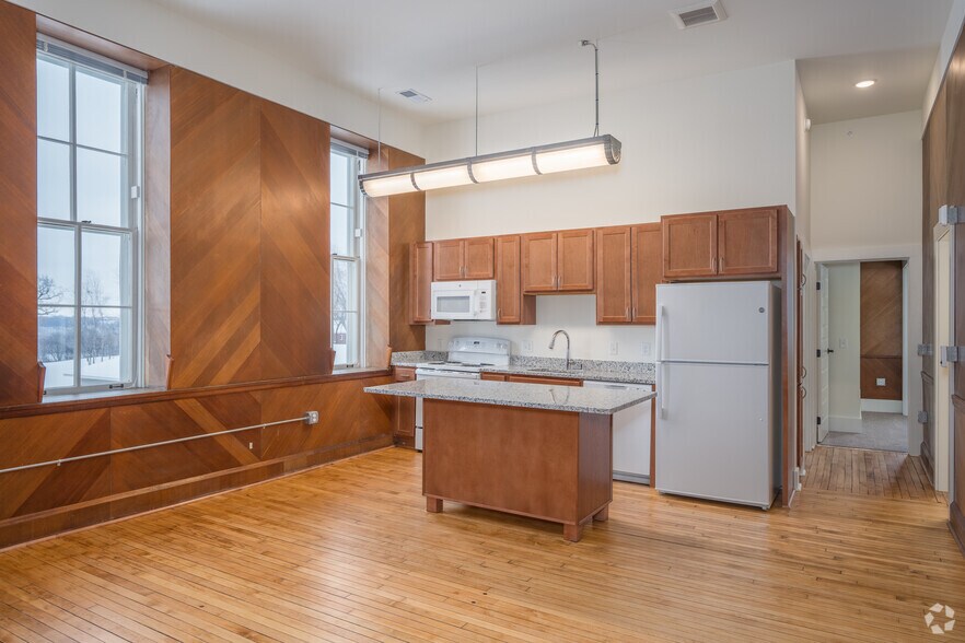 Upper Post Flats 6365 Sibley Ave Fort Snelling MN 55111 Apartment