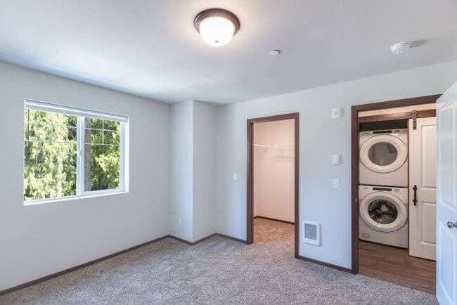 Building Photo - Lexington Place Apartments