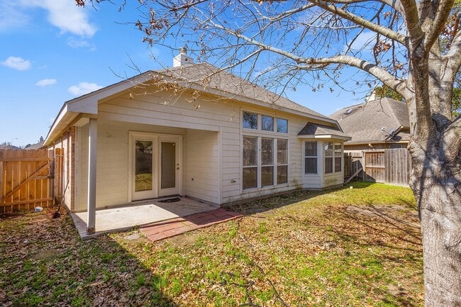 Building Photo - 6222 Founding Dr