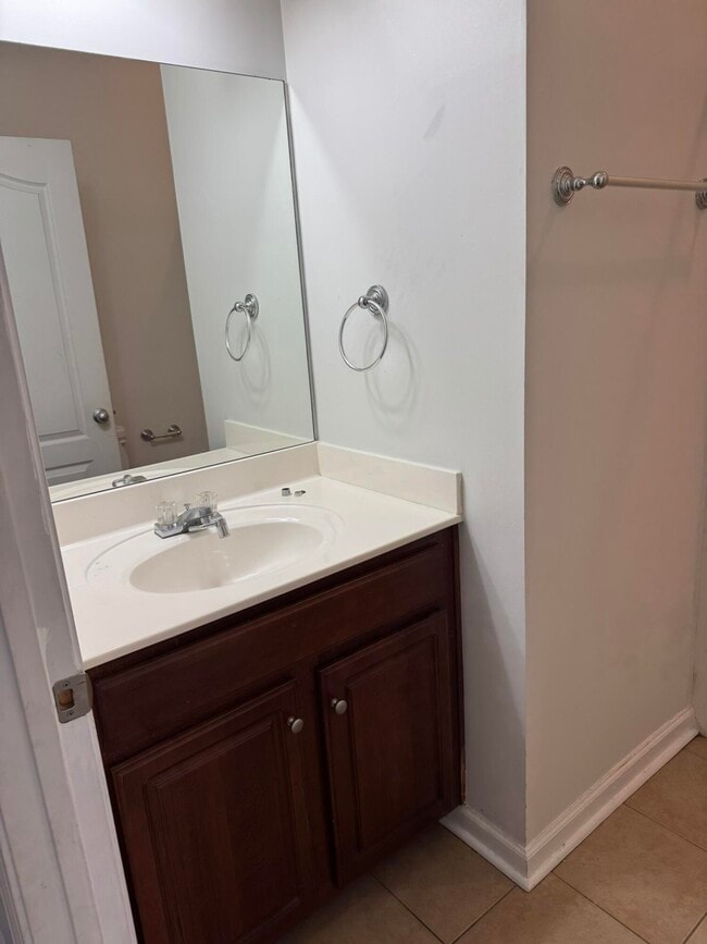 Building Photo - 243 Bay Grove Rd