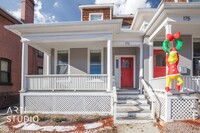 Building Photo - Charming Historic Home