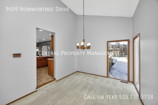 Building Photo - 9609 Hammontree Dr