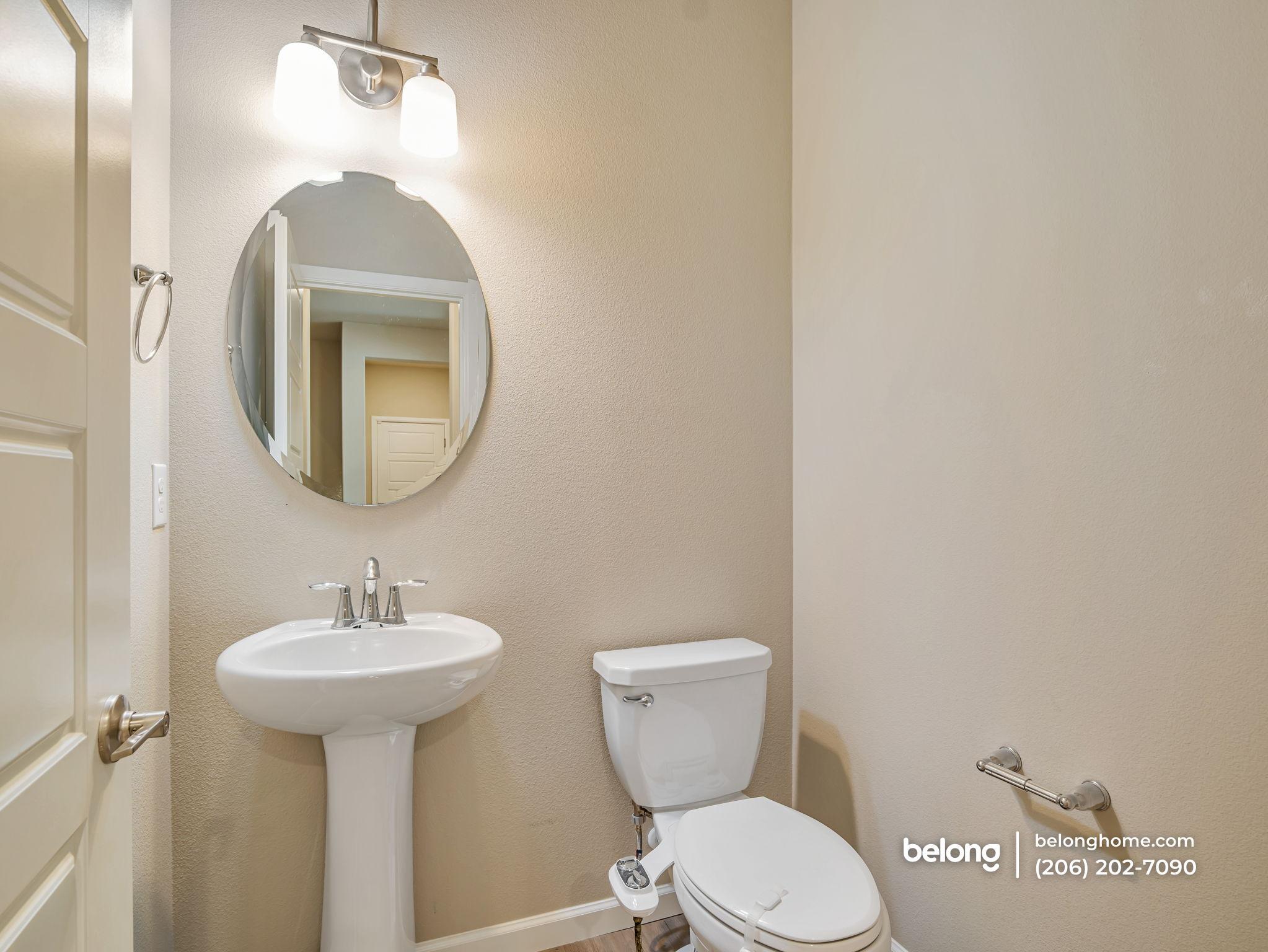 Building Photo - 33149 Glacier Ave SE