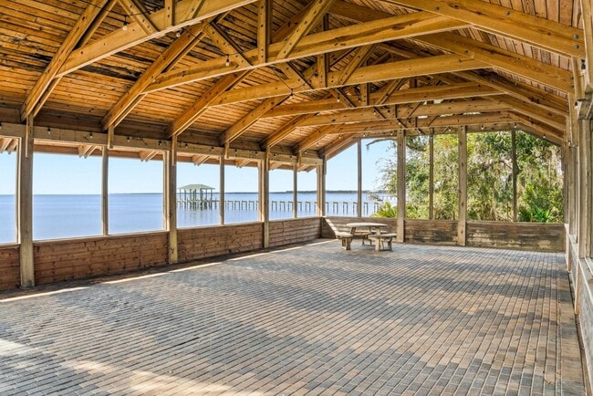 Building Photo - 326 Polaris Pl
