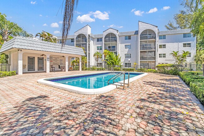 Building Photo - 3360 Spanish Moss Terrace