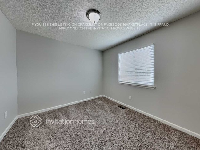 Building Photo - 5203 Weaver Dr