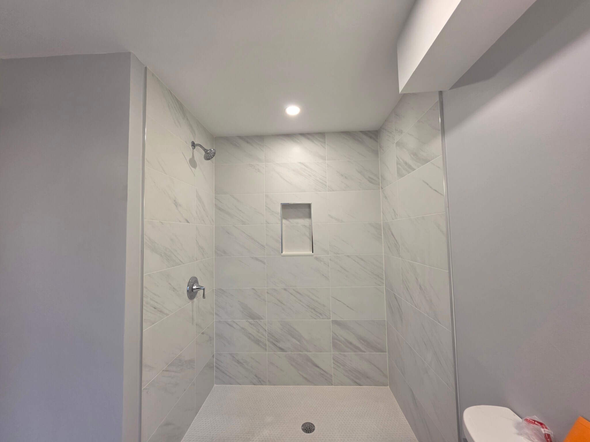 Building Photo - 34 Raymond St