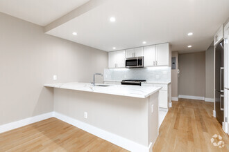 Interior Photo - 792 Columbus Avenue