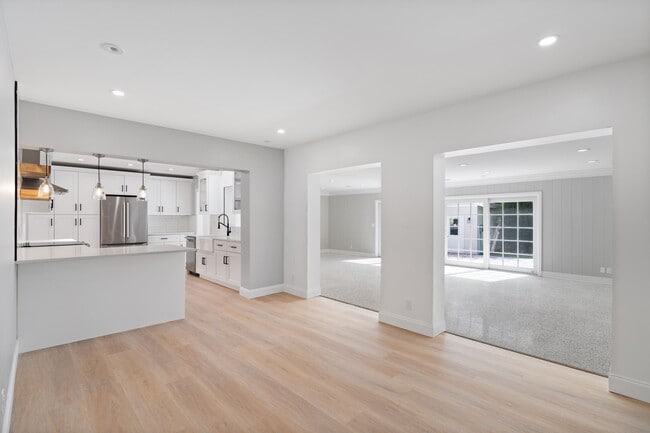 Building Photo - 3600 Westview Ave