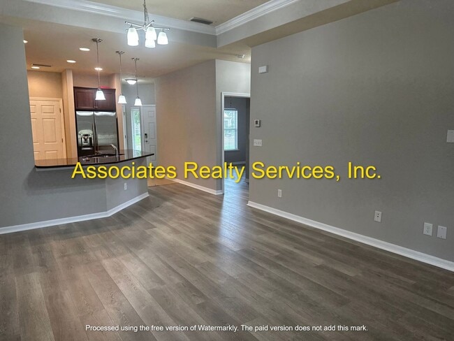 Building Photo - Sublease!   Lovely End Unit in Villas of West End LOOK!