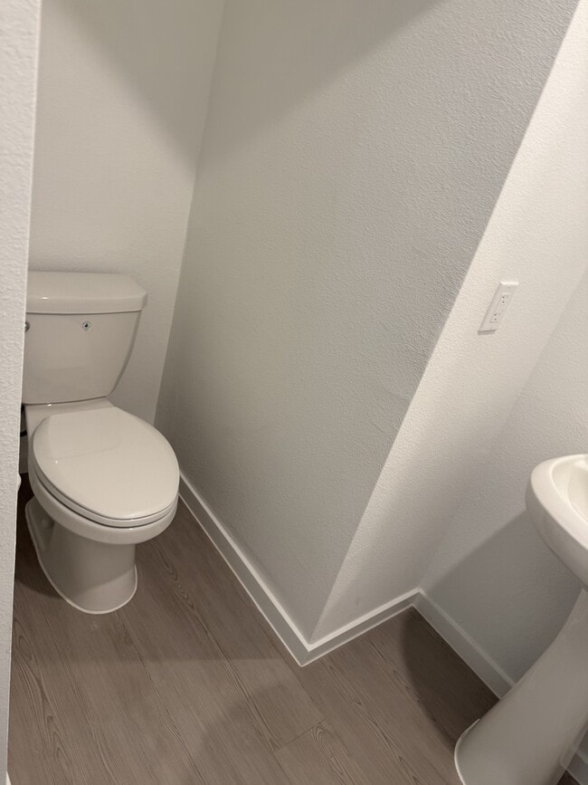 Building Photo - 807 Sandhill Crane Ln