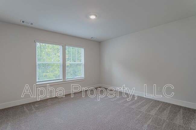 Building Photo - 1554 Shallons Ct