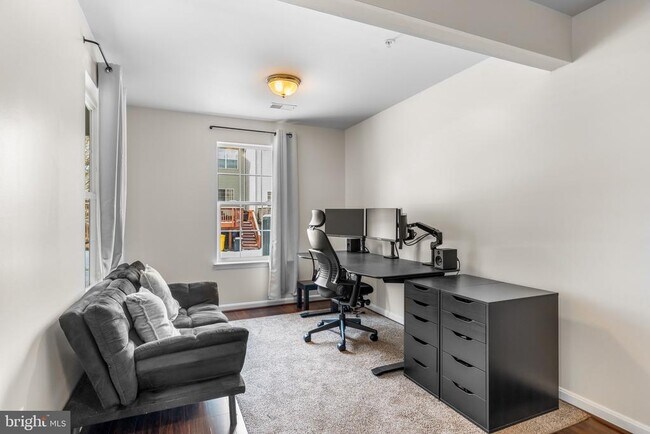 Building Photo - 2552 Blue Water Blvd