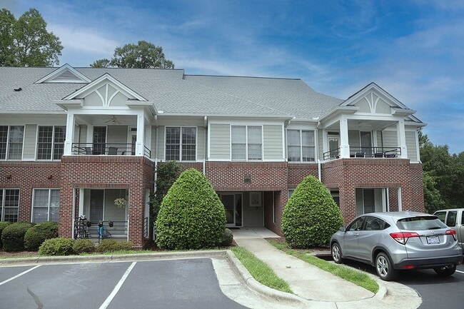 Primary Photo - 524 Aberdeen Dr