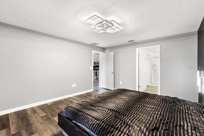 Building Photo - 946 Laurel Vw Wy