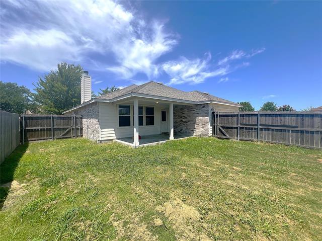 Building Photo - 1616 Logan Dr