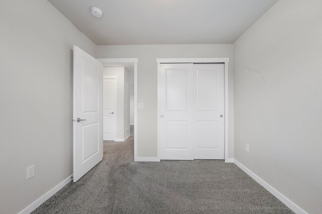 Building Photo - 3295 Bewildering Heights