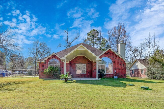 Building Photo - 7502 Wedgewood Dr