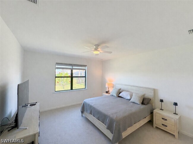 Building Photo - 3776 Passion Vine Dr