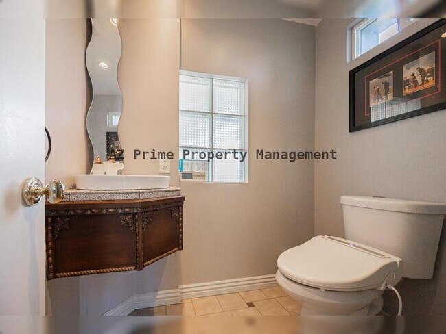 Building Photo - 3137 N 4th Ave