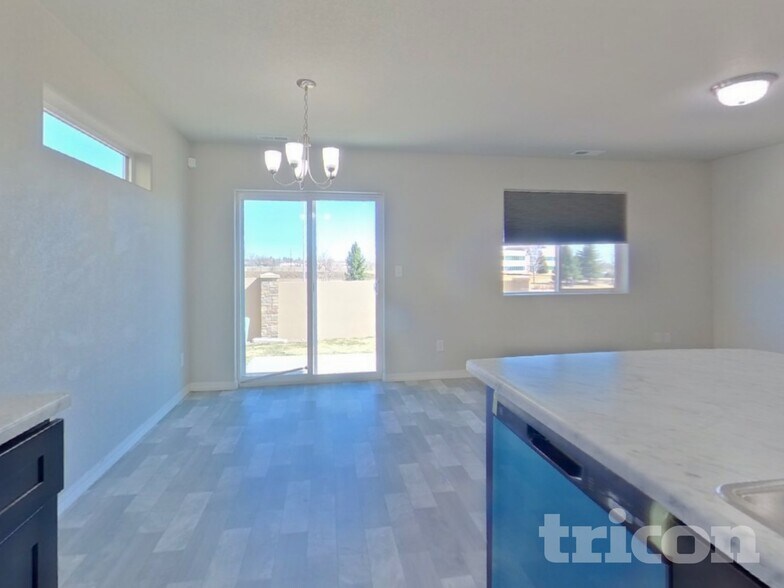 Building Photo - 705 Grissom Dr.