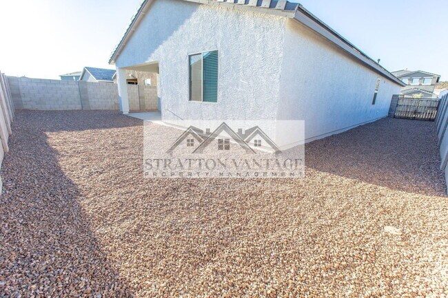 Building Photo - 13413 W Tether Trail