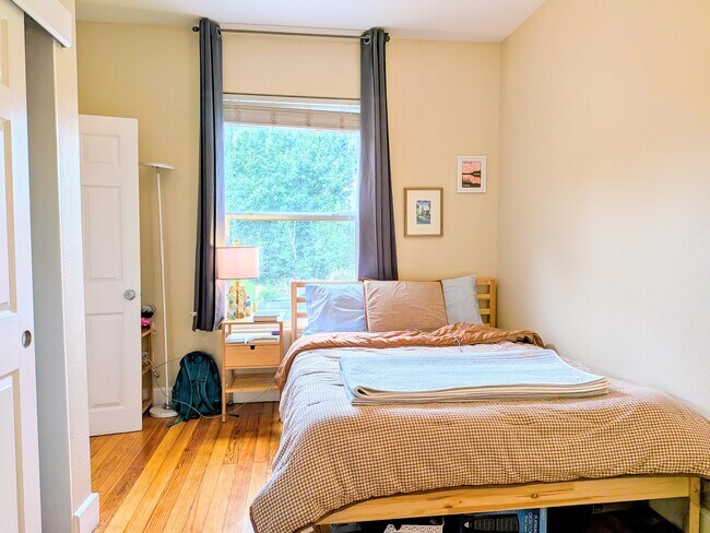 Master Bedroom - 2756 W 34th Ave