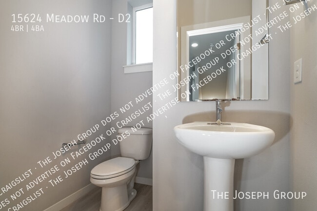 Building Photo - 15624 Meadow Rd