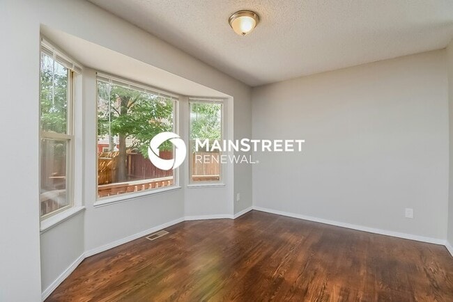 Building Photo - 3 Bedroom Pet-Friendly Home in Colorado Sp...