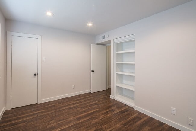 Building Photo - Move-in Ready Home for Lease by The Galleria!
