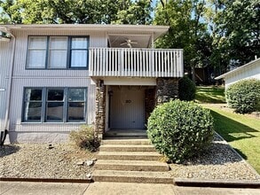 Building Photo - 20 Annette Ln