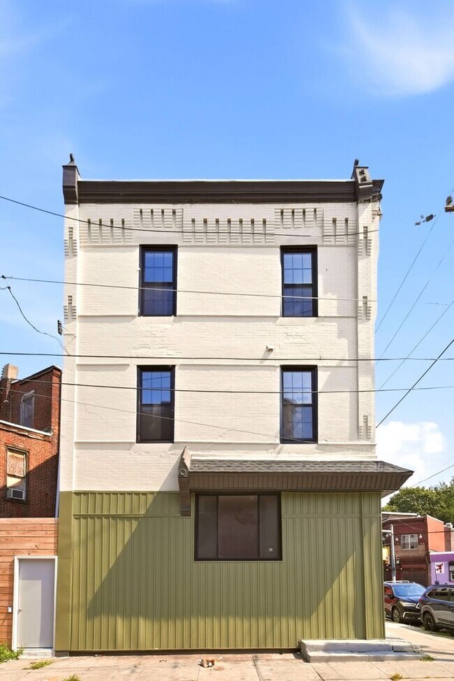 Building Photo - 1720 N 24th St