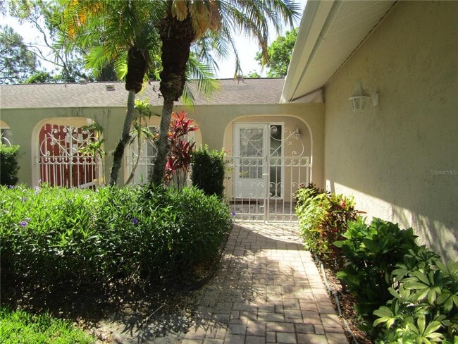 Building Photo - 5270 Villa Majorca Ct