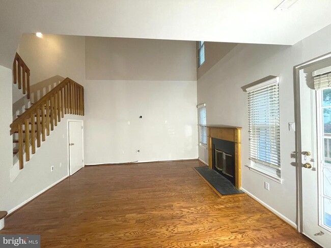 Building Photo - 1503 Liberty Ct