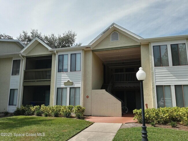 Primary Photo - 3550 Sable Palm Ln