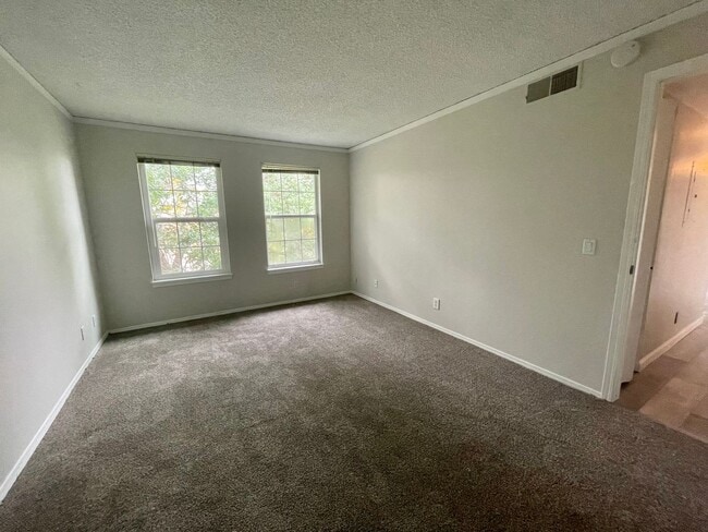 Building Photo - $0 DEPOSIT OPTION. BRIGHT AND AIRY TWO BED...