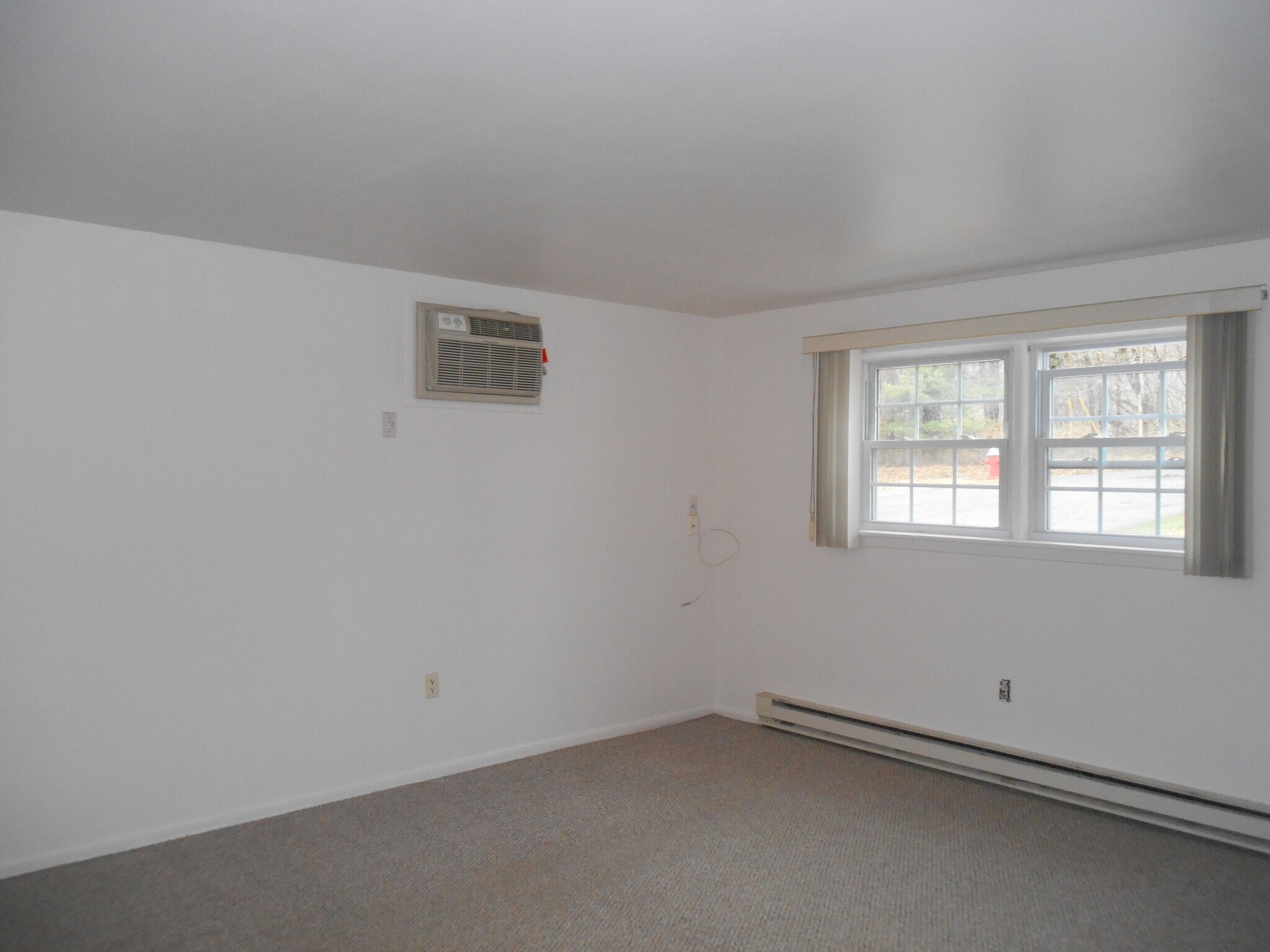 Building Photo - 11 Old Allamuchy Rd