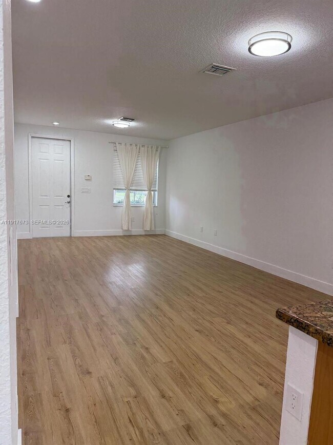 Building Photo - 3972 SW 149th Pl