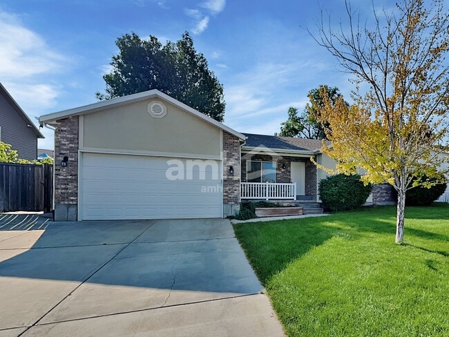 Building Photo - 2417 Eldorado Dr