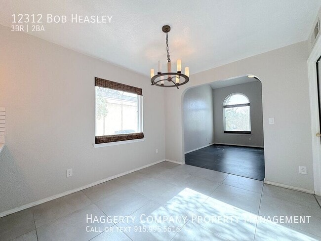 Building Photo - 12312 Bob Heasley Dr