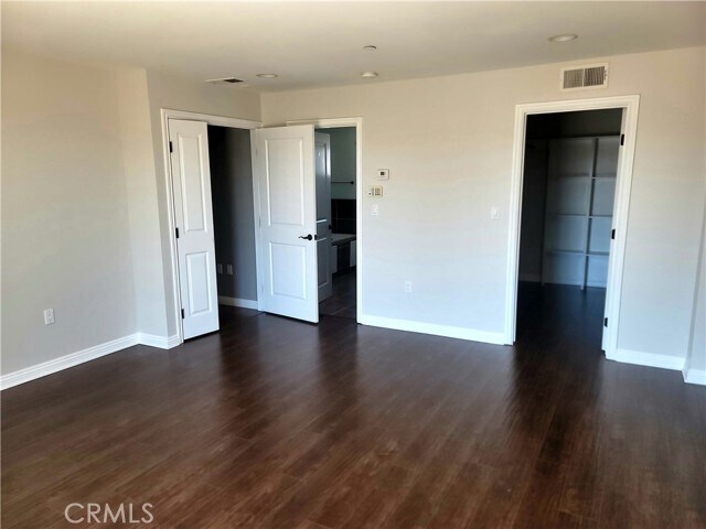 Building Photo - 1488 Rexford Dr