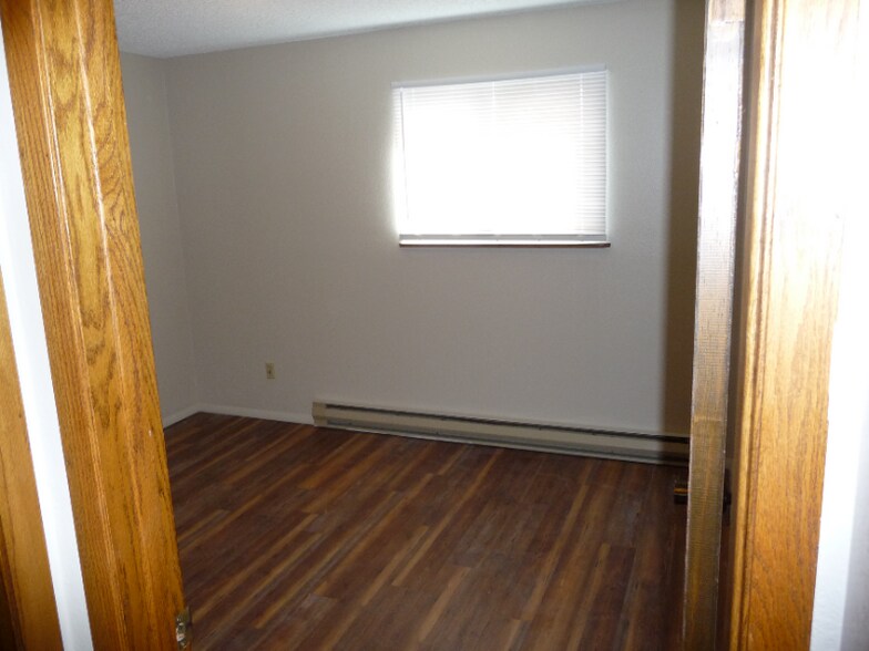 Building Photo - 1303 Mountain View St