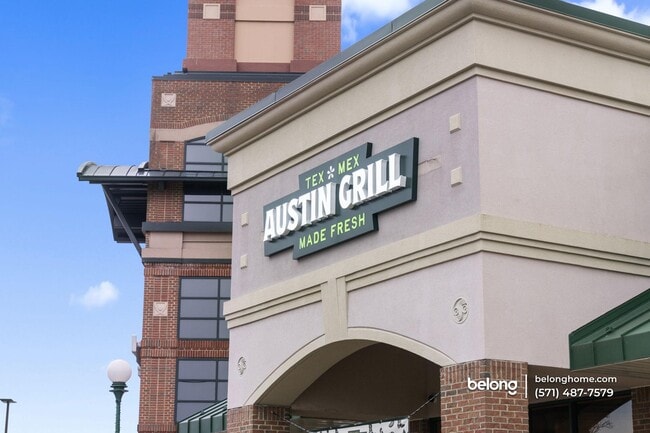 Building Photo - 47339 Blackwater Falls Terrace