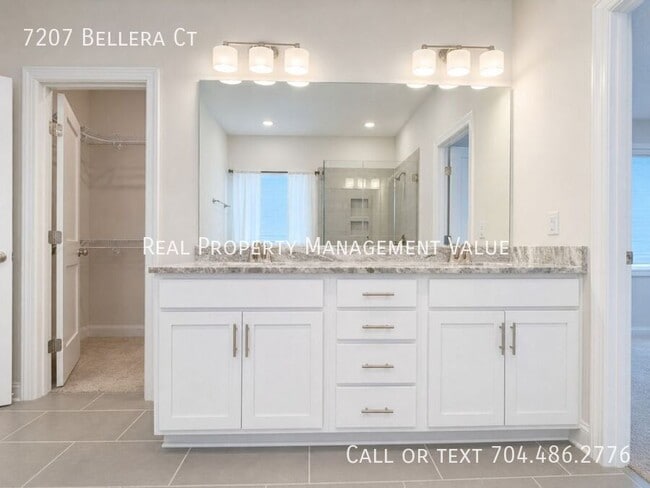 Building Photo - 7207 Bellera Ct