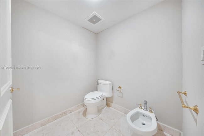 Building Photo - $11,000MONTHLY;3201 NE 183RD STREET #2506 AVENTURA, FL 33160