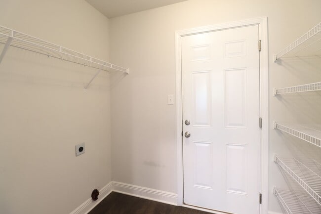 Building Photo - 16509 Lexington Ct
